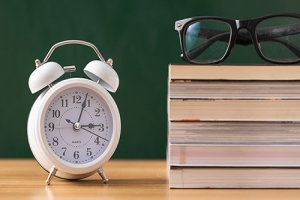 自考公共关系毕业后工作方向是什么？