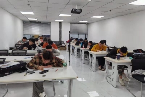 自考报考时间是什么时候