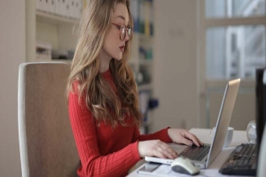 自考本科：自考专升本可以换专业吗？