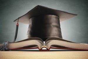 自考考试的期限是多久？